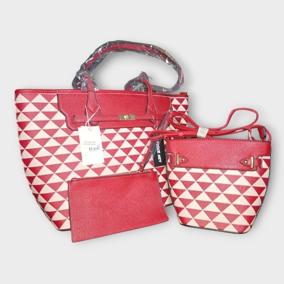 VEGAN 3 piece Red & Tan LG Bucket Purse, SM Bucket & Cosmetic Case - Picture 3 of 11